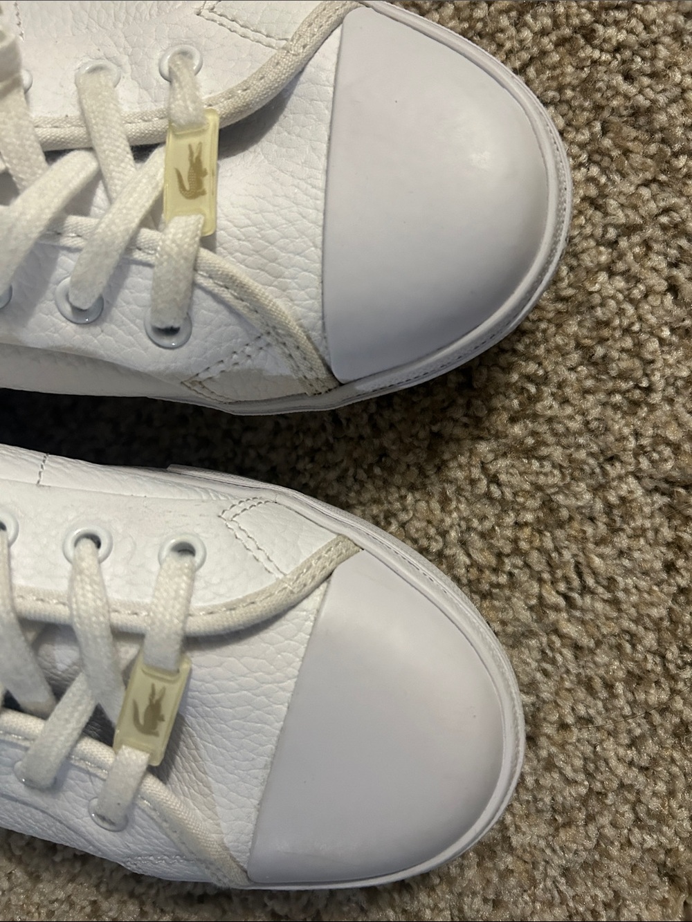 Lacoste White Low-Top Leather Sneakers with Gold Logo Detail - Picture 5 of 5